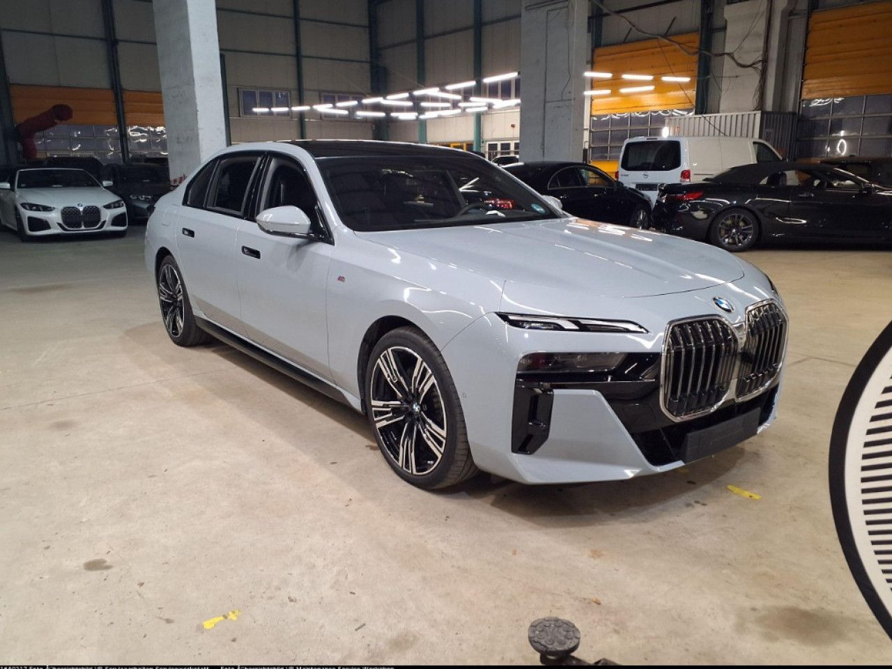BMW 740d xDr M SPORT FondEnt,AHK,SkyL,StHz,360,DAPro