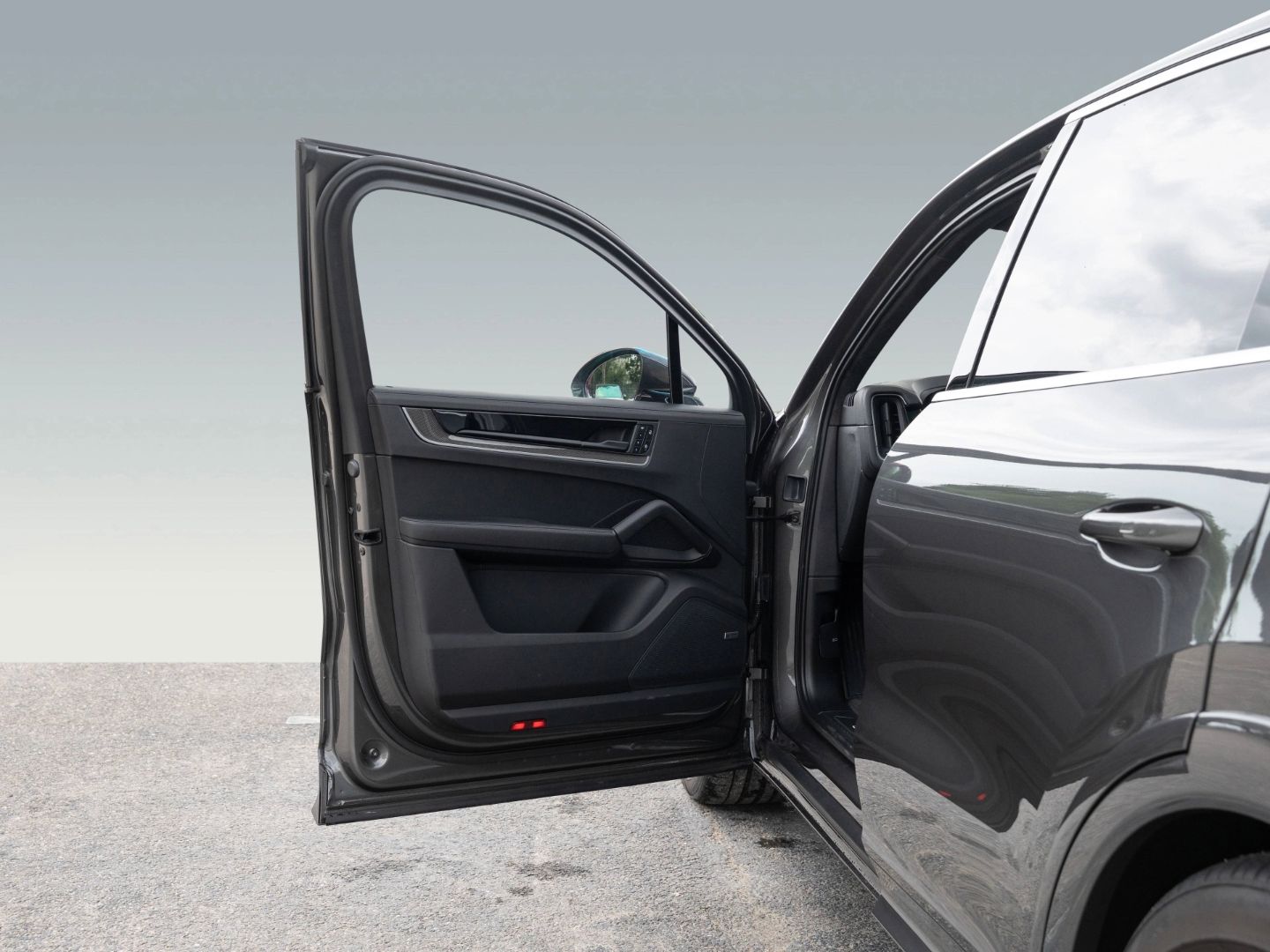 Porsche Cayenne Turbo E-Hybrid PDCC Carbon Design Paket