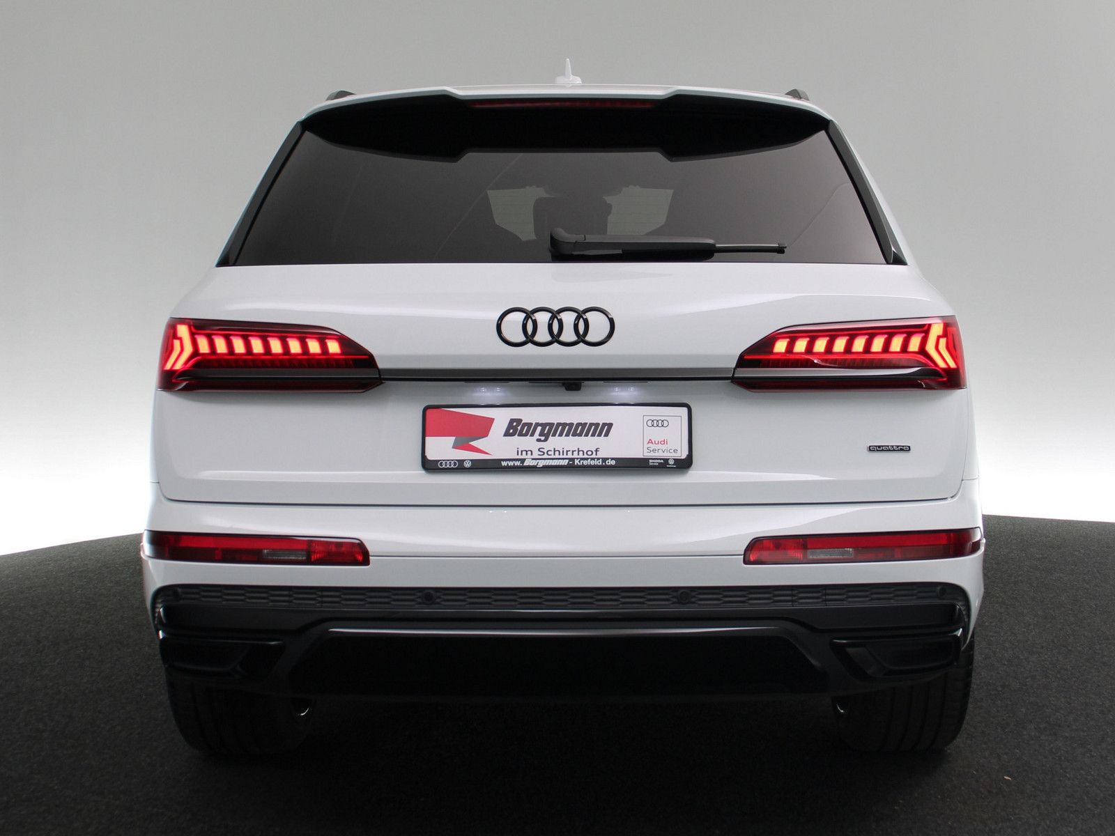 Audi Q7 50 TDI quattro competition plus AHK 360° PANO