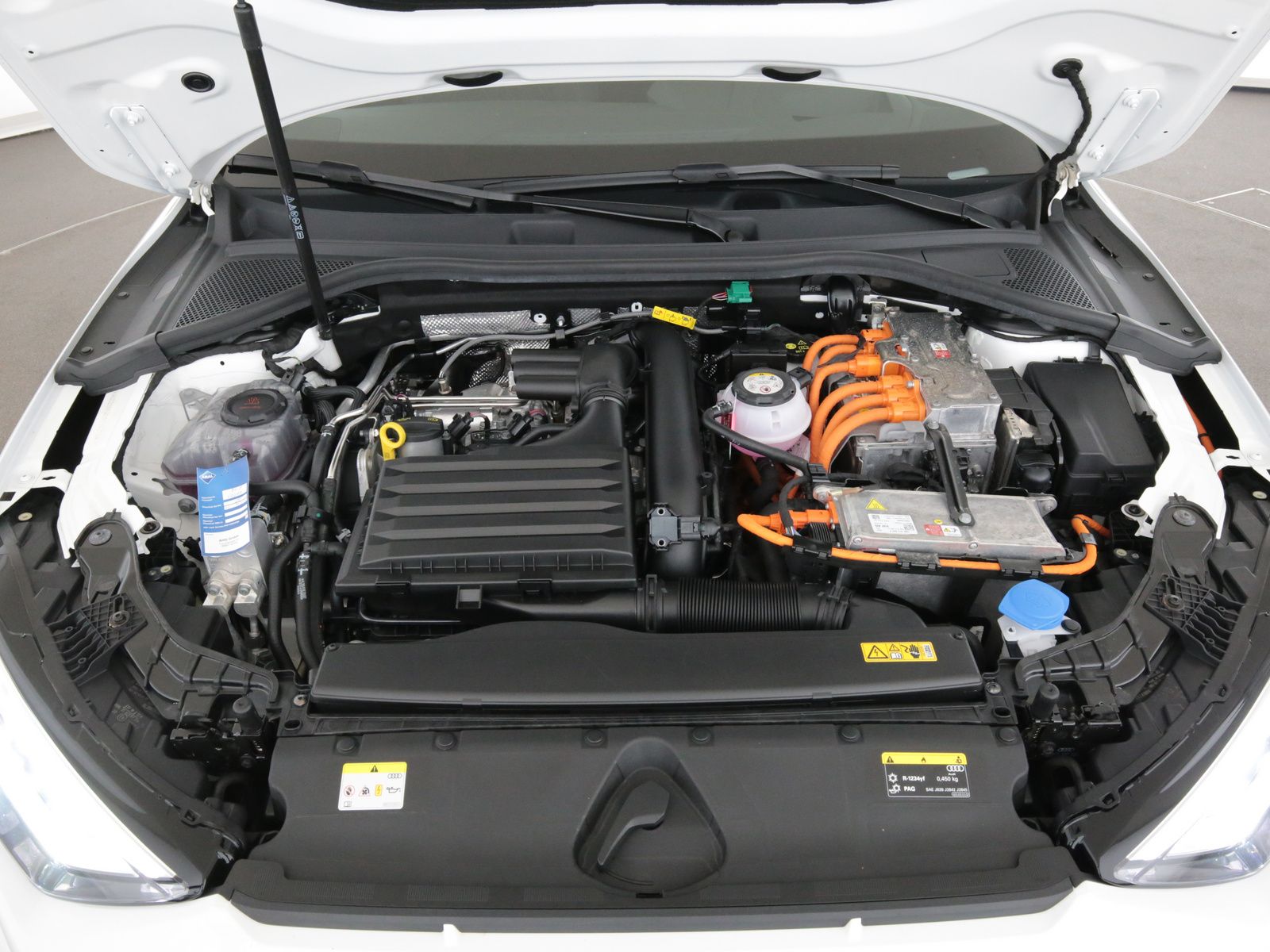 Audi A3 Sportback 40 TFSI e S line - Samsaru's Car Outlet