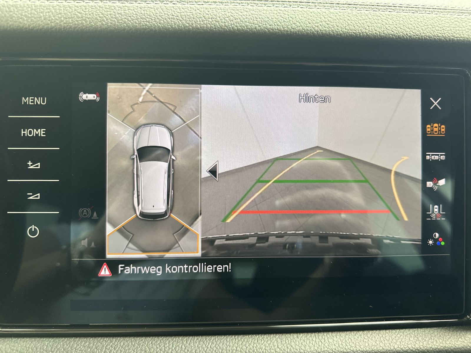 Skoda Kodiaq 4x4 L&K NAV+MATRIX+360+PANO+AHK+STANDHEIZ