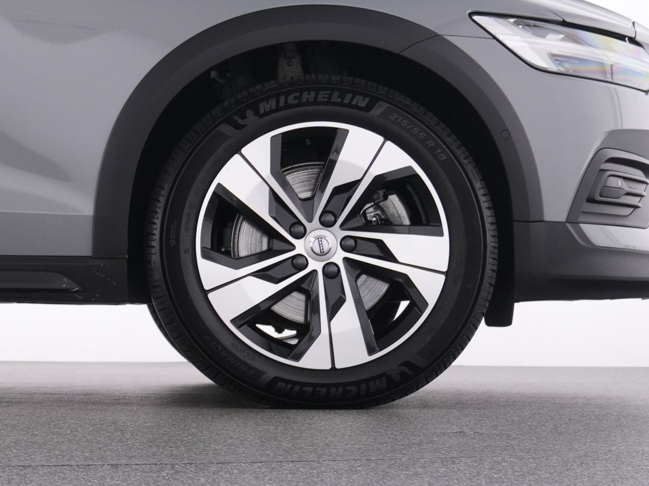 Volvo V60 Cross Country B4 AWD Plus+WINTERPAK+RFK+
