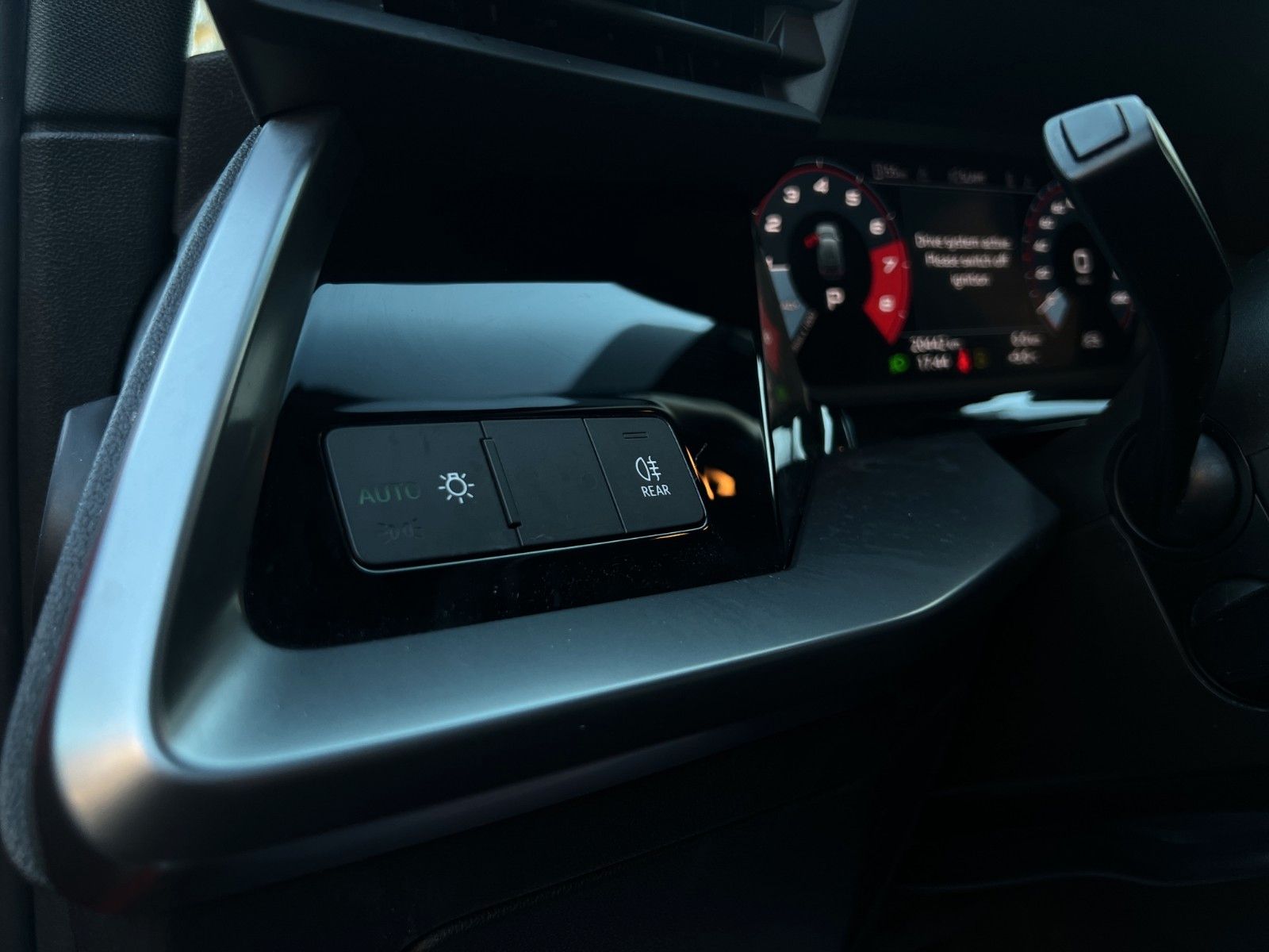 Audi A3 Sportback 30 TFSI advanced - Samsaru's Car Outlet