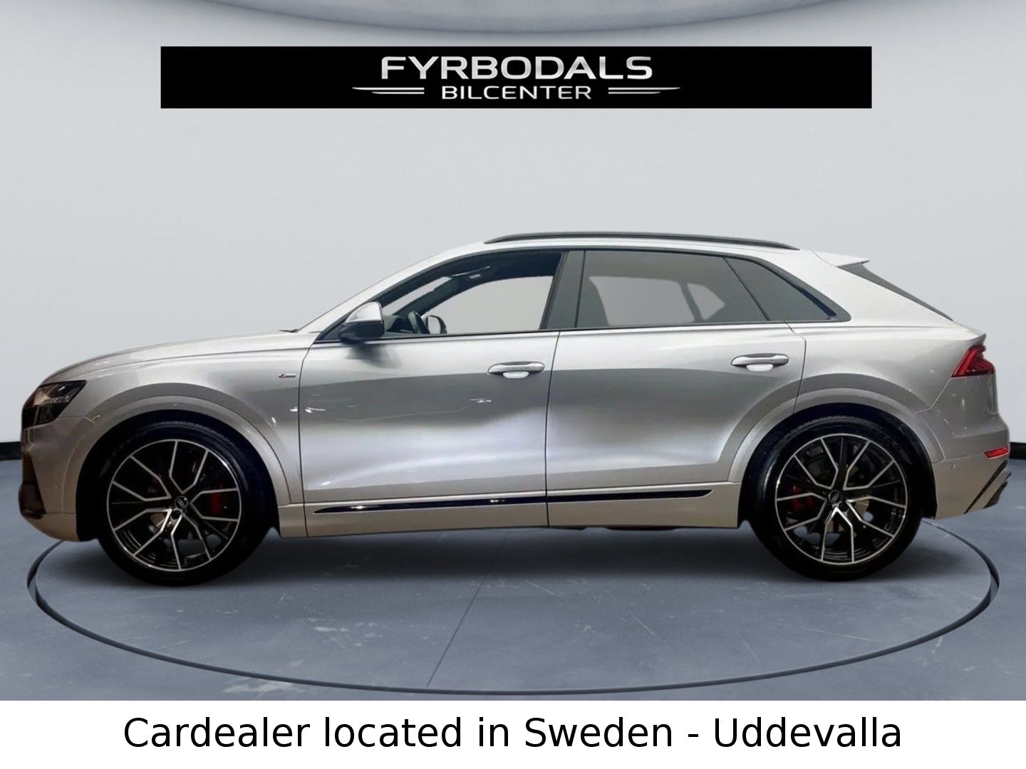 Audi Q8 55 TFSI Quattro 340HP S-LINE HD-Matrix *VAT*