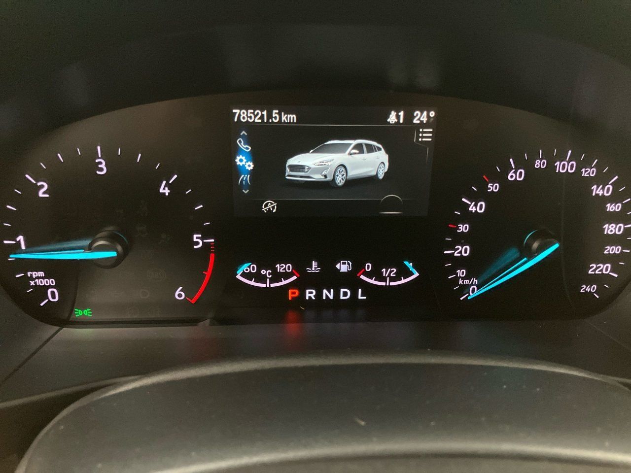 Ford Focus 2.0 EcoBlue Cool&Connect - Samsaru's Car Outlet