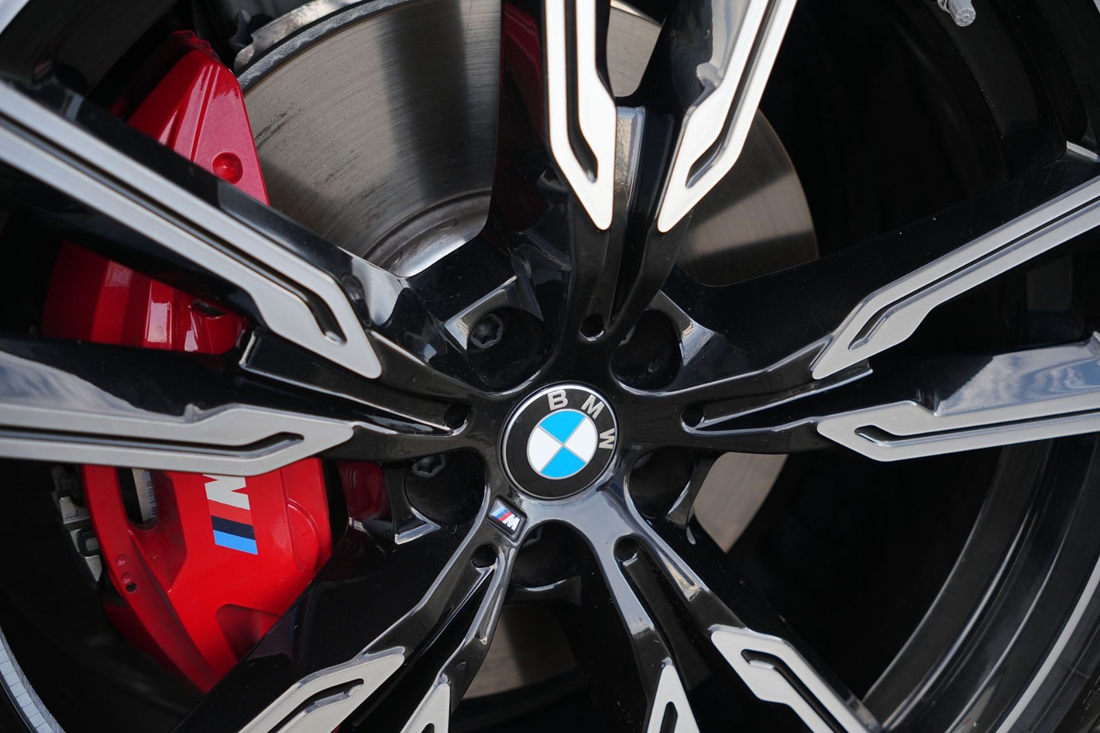 BMW X6 xDrive30d M SPORT PRO - Samsaru's Car Outlet