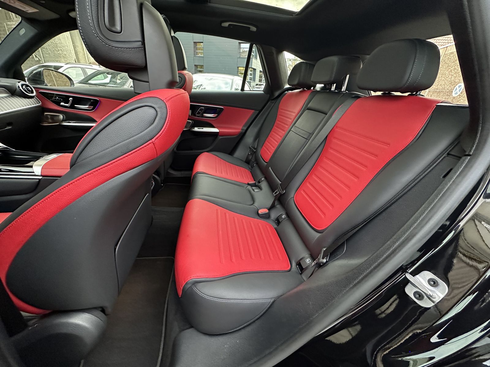 Mercedes-Benz GLC 300 4Matic 9G-TRONIC AMG Line Advanced