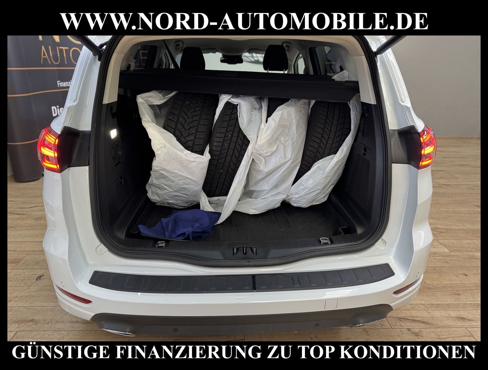 Ford S-MAX 2.0 EB AWD TITANIUM *190PS*STHZ*AHK*UPE55