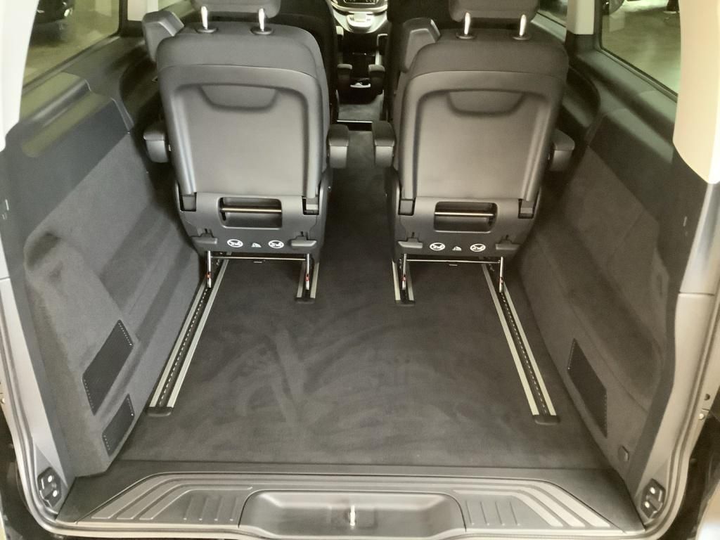 Mercedes-Benz V 300 d Sport - Samsaru's Car Outlet