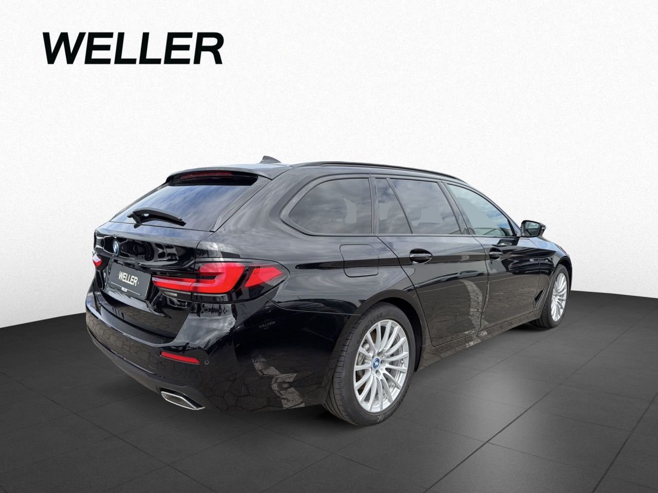 BMW 530e xDrive Tour Pano AHK AdLED St&Go 360° HiFi