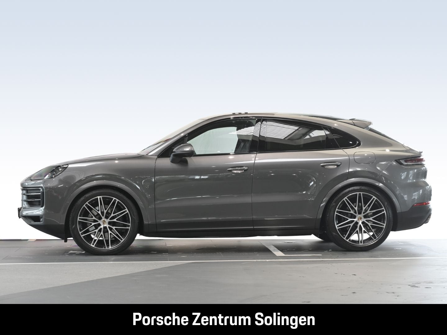 Porsche Cayenne Coupe E-Hybrid 22'' HD Matrix Bose InnoD