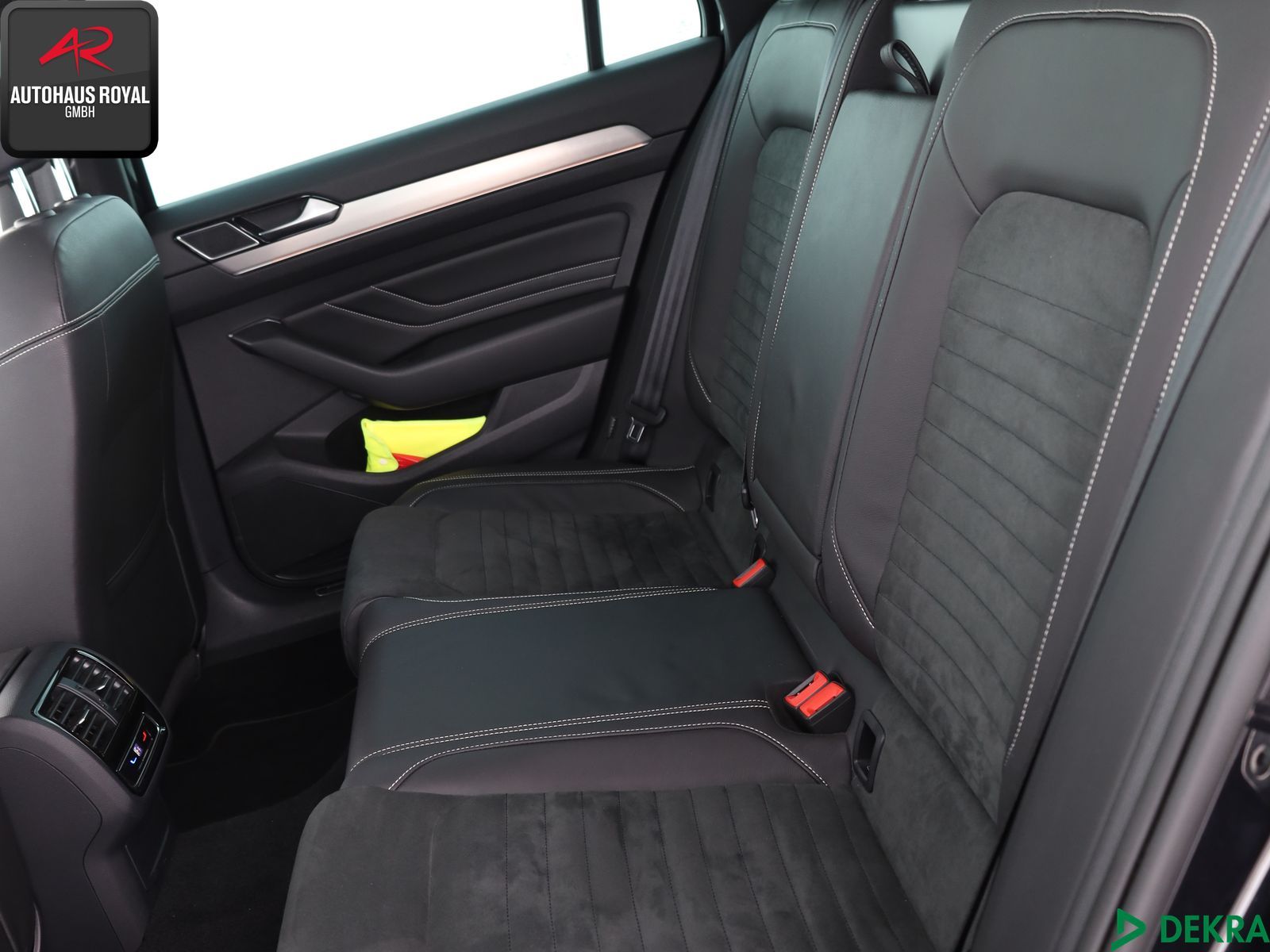 Volkswagen Passat Variant 1.4 TSI GTE - Samsaru's Car Outlet