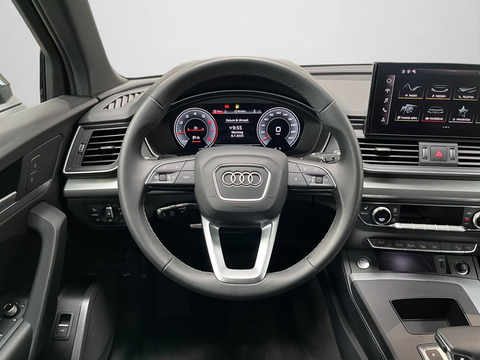 Audi Q5 advanced 40 TFSI quattro - Samsaru's Car Outlet