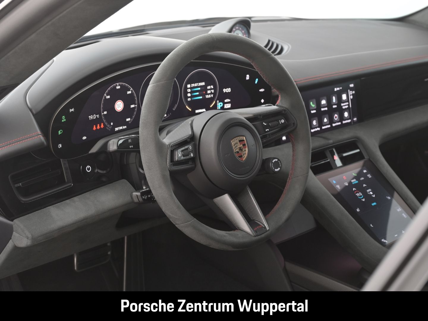 Porsche Taycan GTS Head-Up Display BOSE 21-Zoll LED