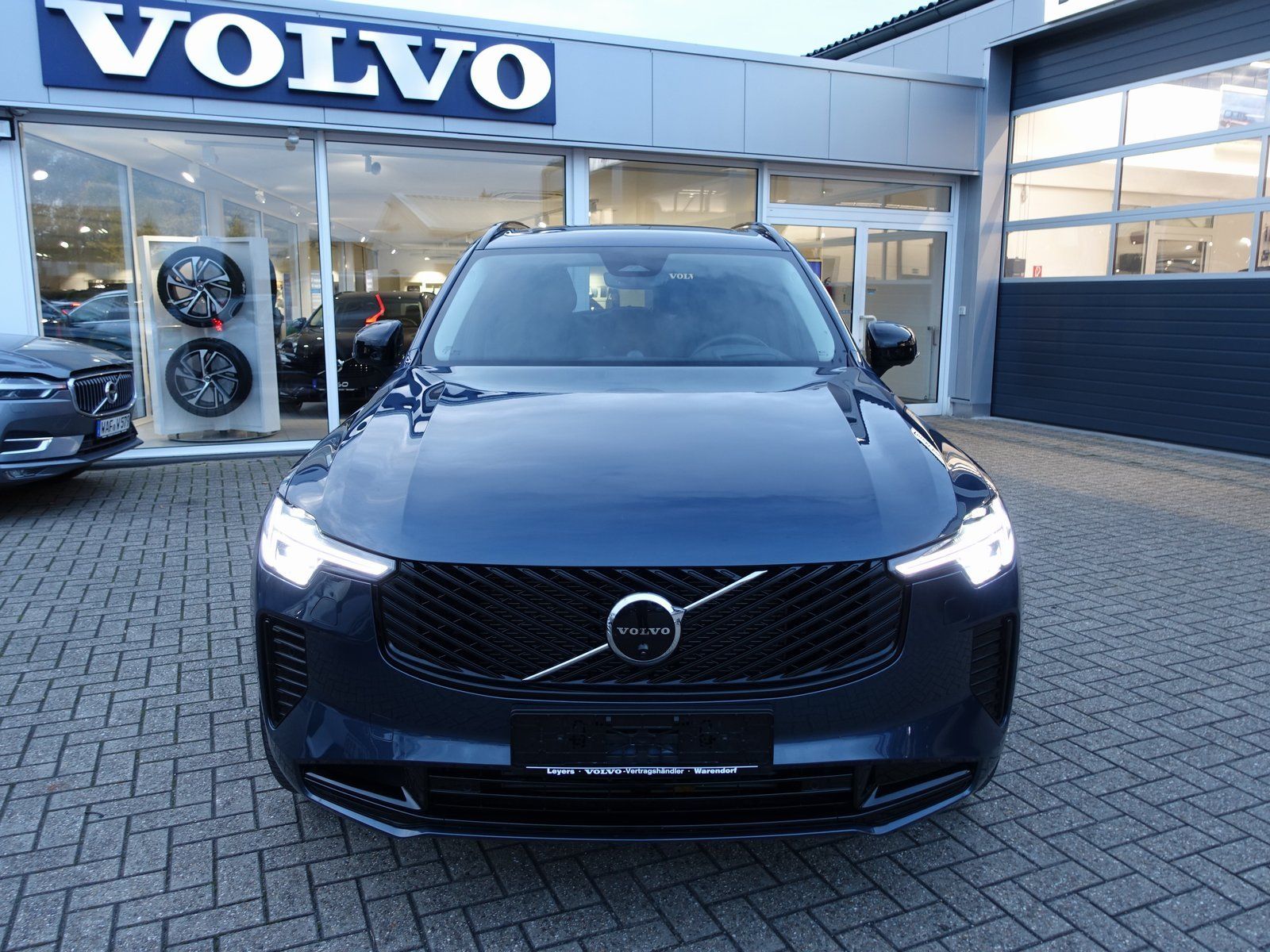 Volvo XC90 Plus, T8 AWD Plug-in Hybrid/AHK/FourC/Pano