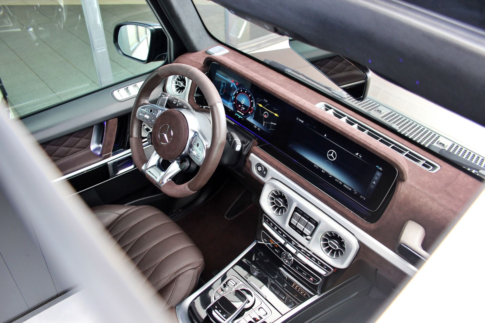 Mercedes-Benz G 63 AMG - Samsaru's Car Outlet