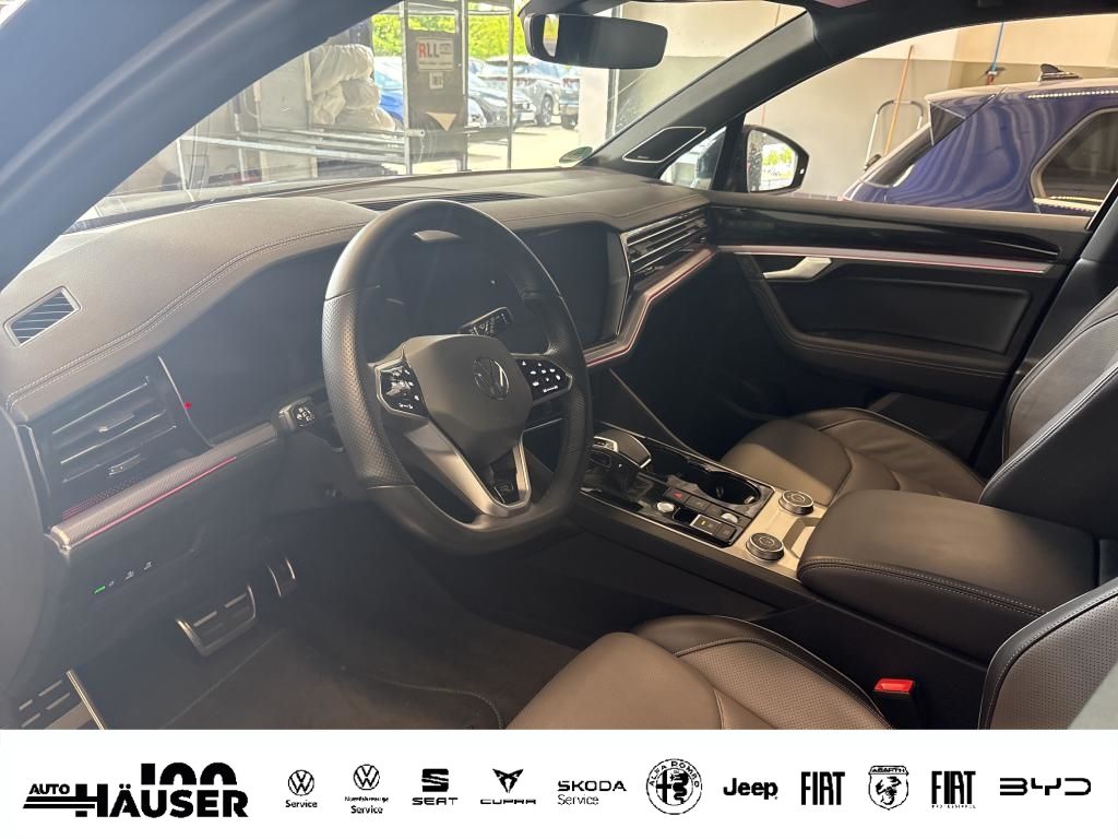 Volkswagen Touareg R-Line 3.0l V6 TDI SCR 4Motion AHK PANO