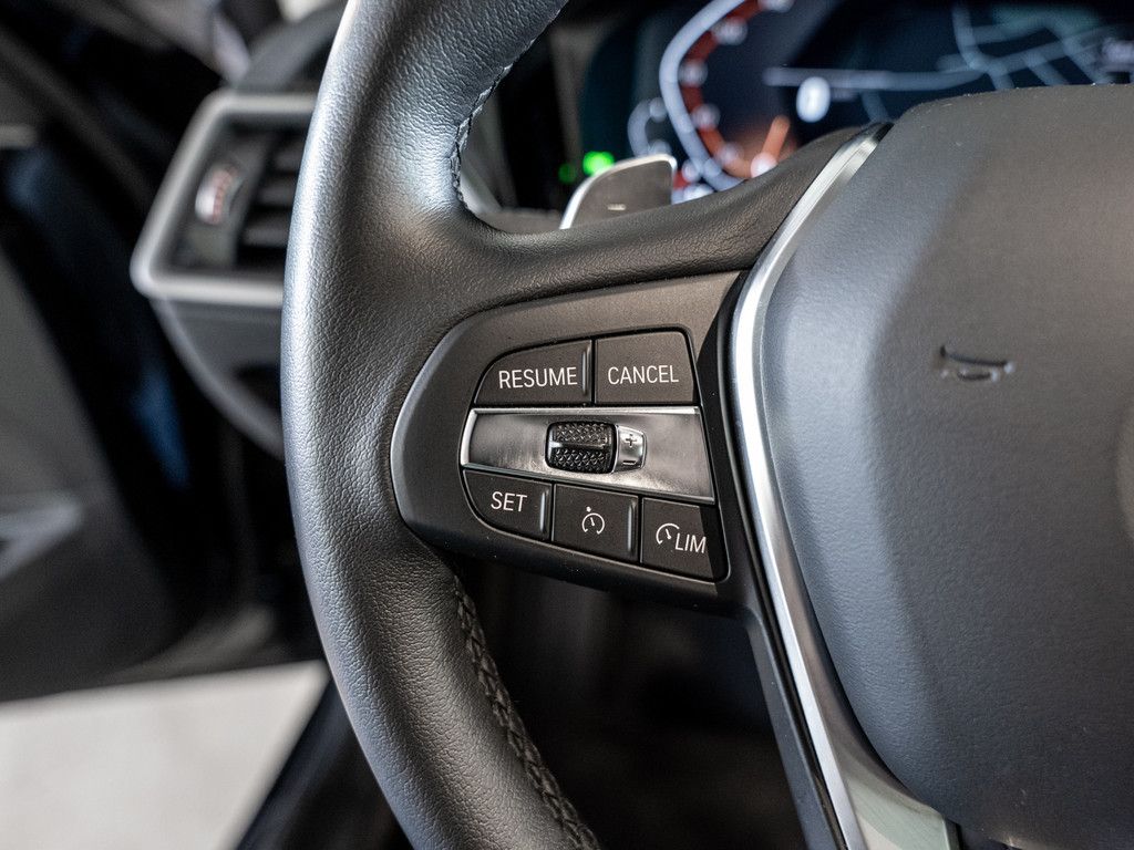 BMW 320i Touring Advantage - Samsaru's Car Outlet