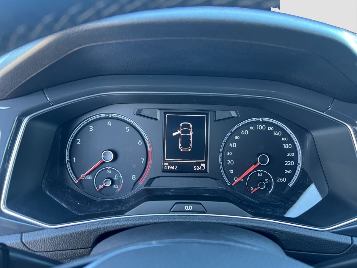 Volkswagen T-ROC Sport 1.5 TSi DSG - Samsaru's Car Outlet