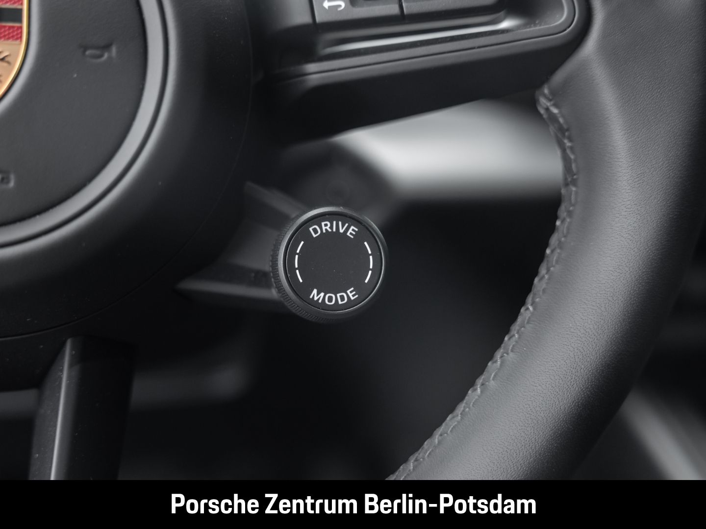 Porsche Macan BOSE Panorama Surround-View Luftfederung