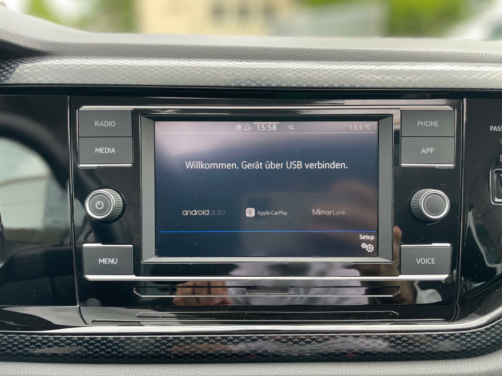 Volkswagen Taigo Life 1.0 TSI - Samsaru's Car Outlet