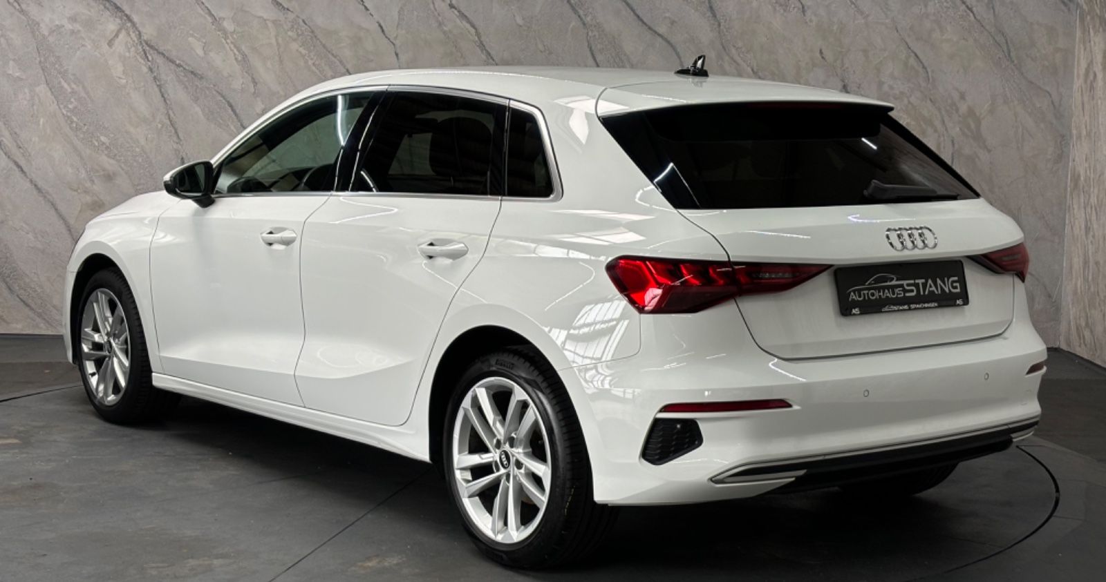 Audi A3 Sportback 35 TFSI advanced+VirtualCockpit+1.H