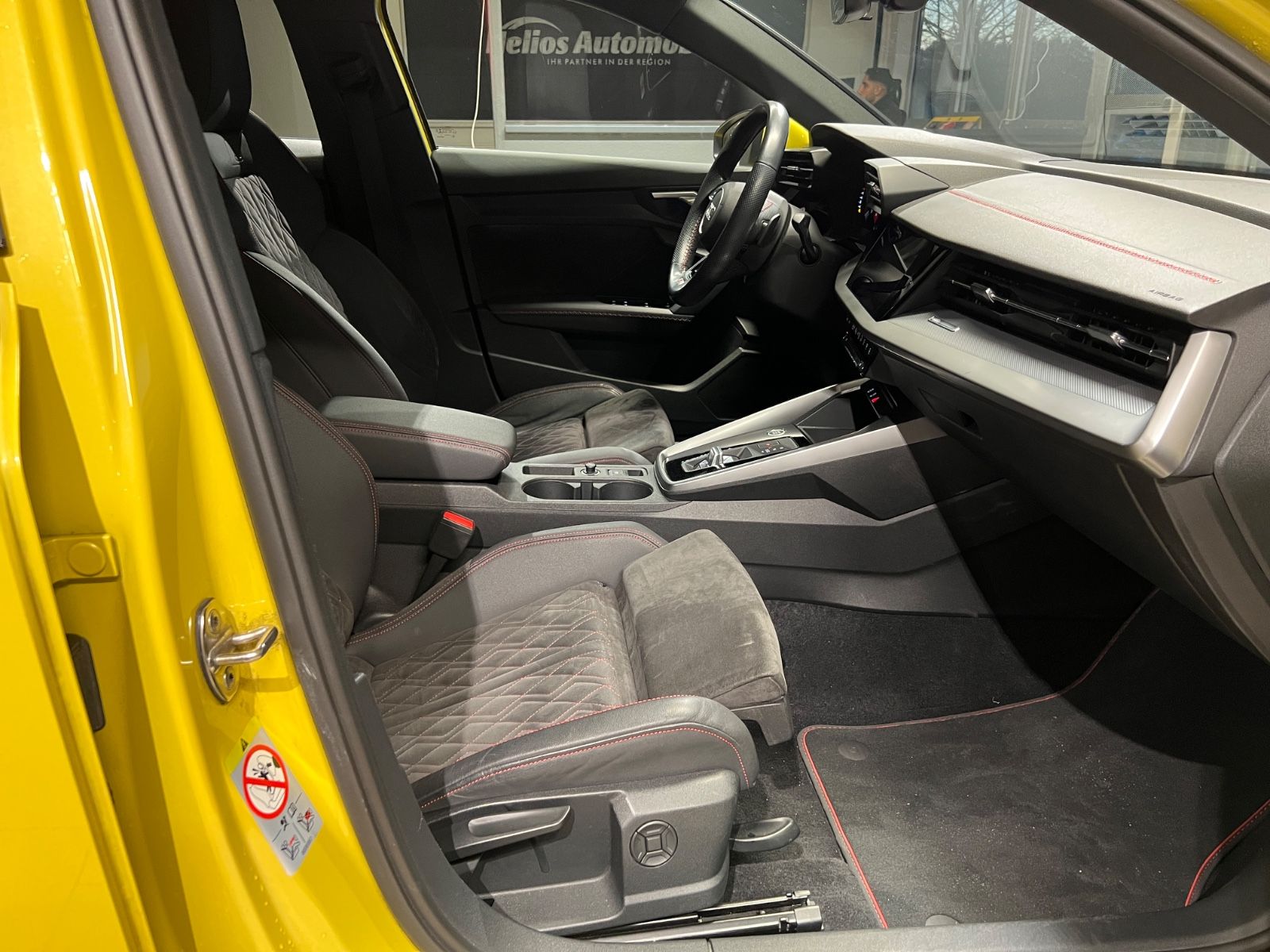 Audi A3 Sportback 35 TDI S-LINE*NAVI*Virtual*LED*18*