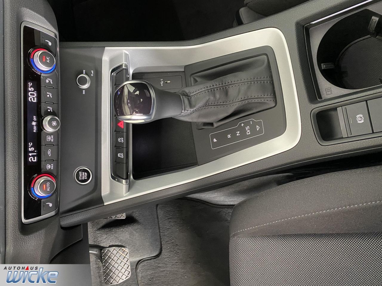 Audi Q3 35 TDI quattro - Samsaru's Car Outlet