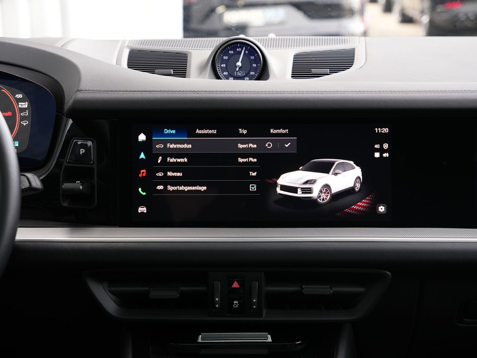 Porsche E-Hybrid Coupé SPORTDESIGNPAKET-ACC-MASSAGE-VOLL