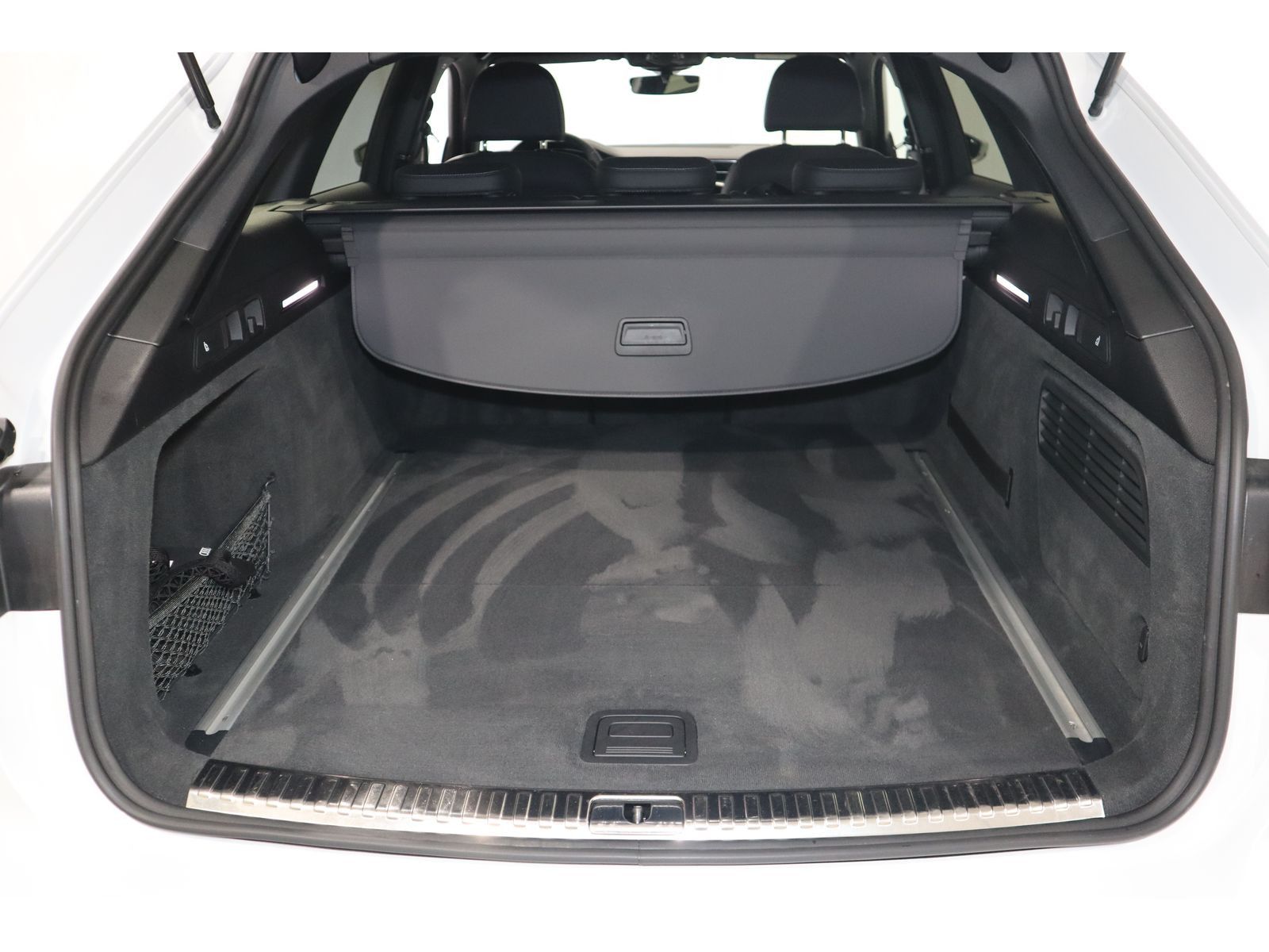Audi A6 Avant 40 TDI advanced - Samsaru's Car Outlet