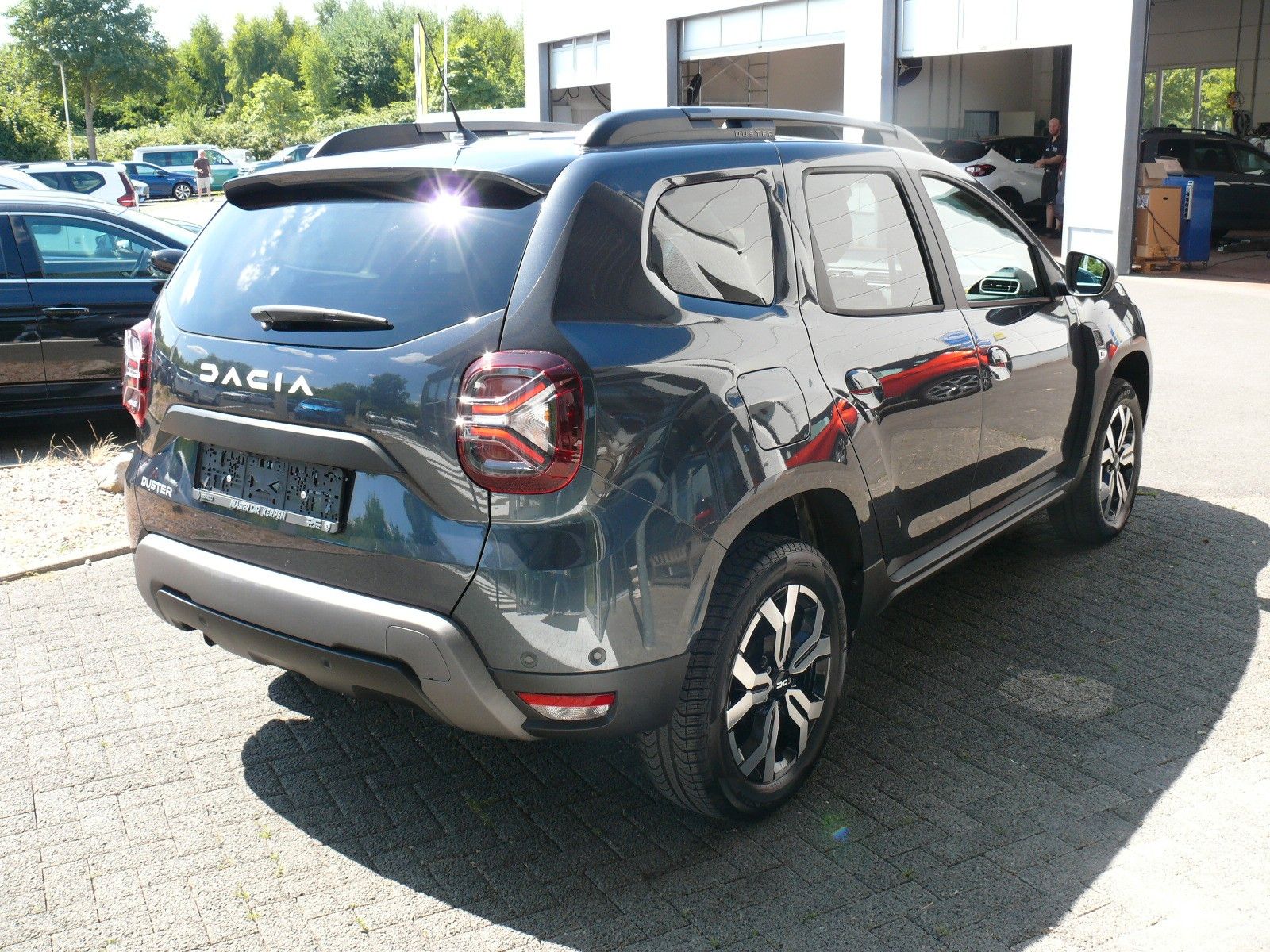 Dacia Duster II Journey 150 - Samsaru's Car Outlet