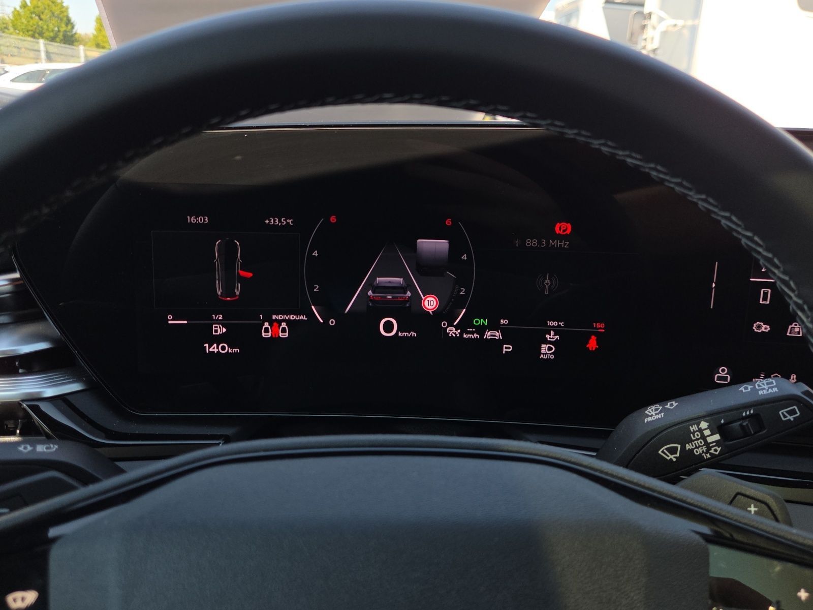 Audi A6 Avant TDI quattro S-LINE*MATRIX*HUD*AHK*PANO*