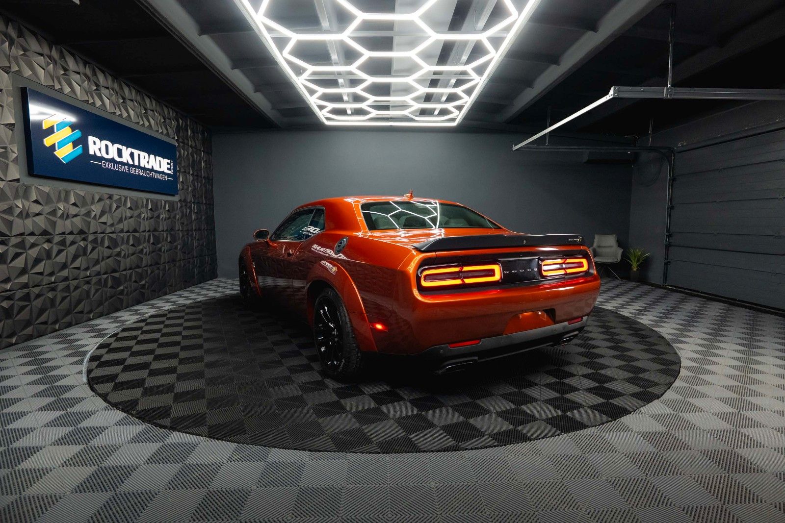 Dodge Challenger 6.4 V8 SRT 392 R/T SCAT PACK WIDEBODY