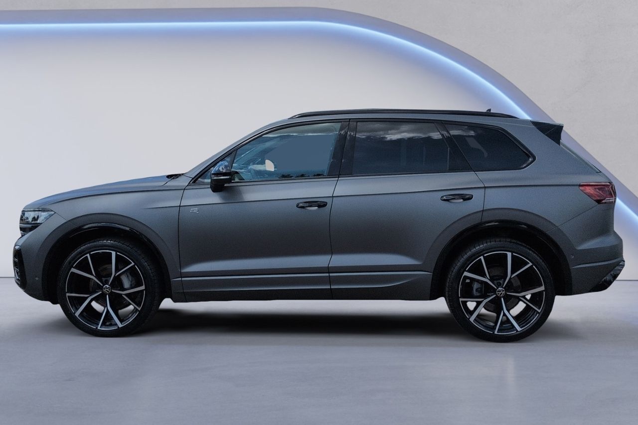 Volkswagen Touareg R-Line V6 TDI 4MO MATT+STHZ+LUFT+PANO+22