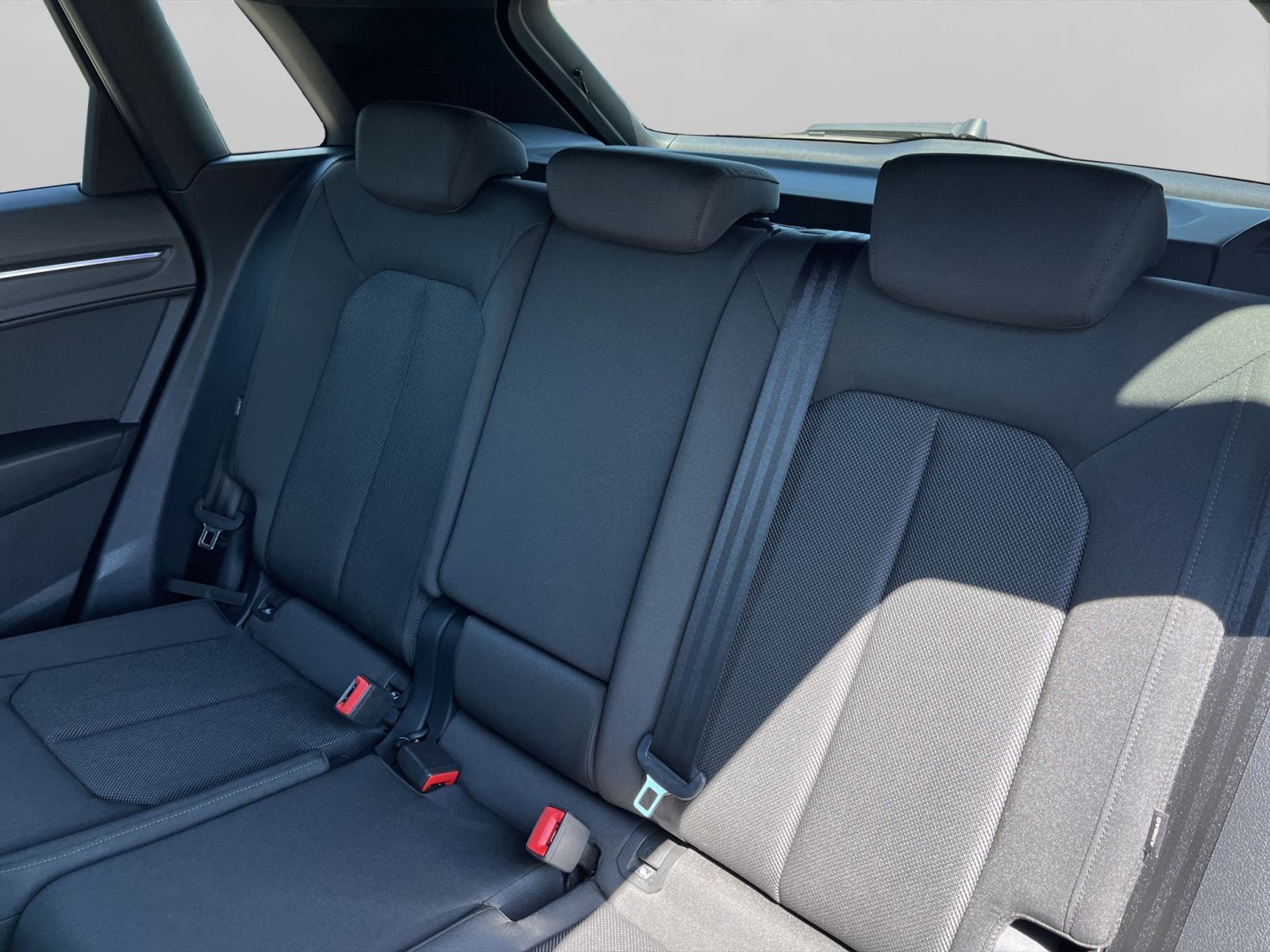 Audi Q3 40 TDI quattro - Samsaru's Car Outlet