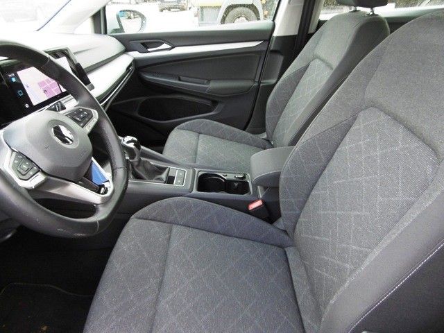 Volkswagen Golf VIII 1.5 Life 1.5 TSI - Samsaru's Car Outlet