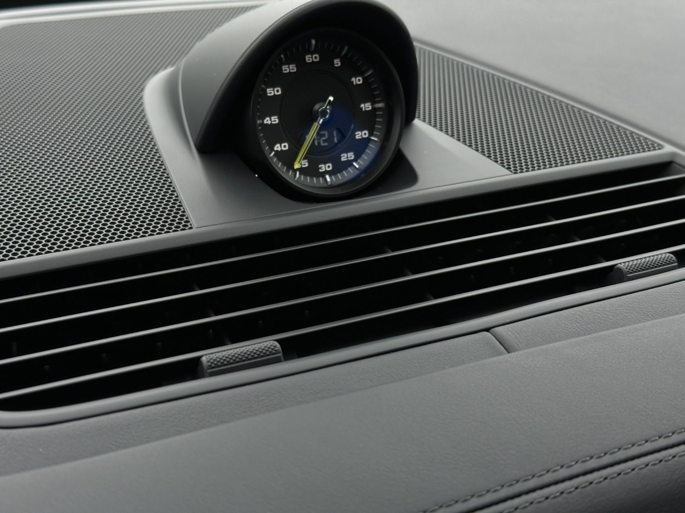 Porsche Panamera 4 E-Hybrid Sport Turismo Plat. Ed. 360°