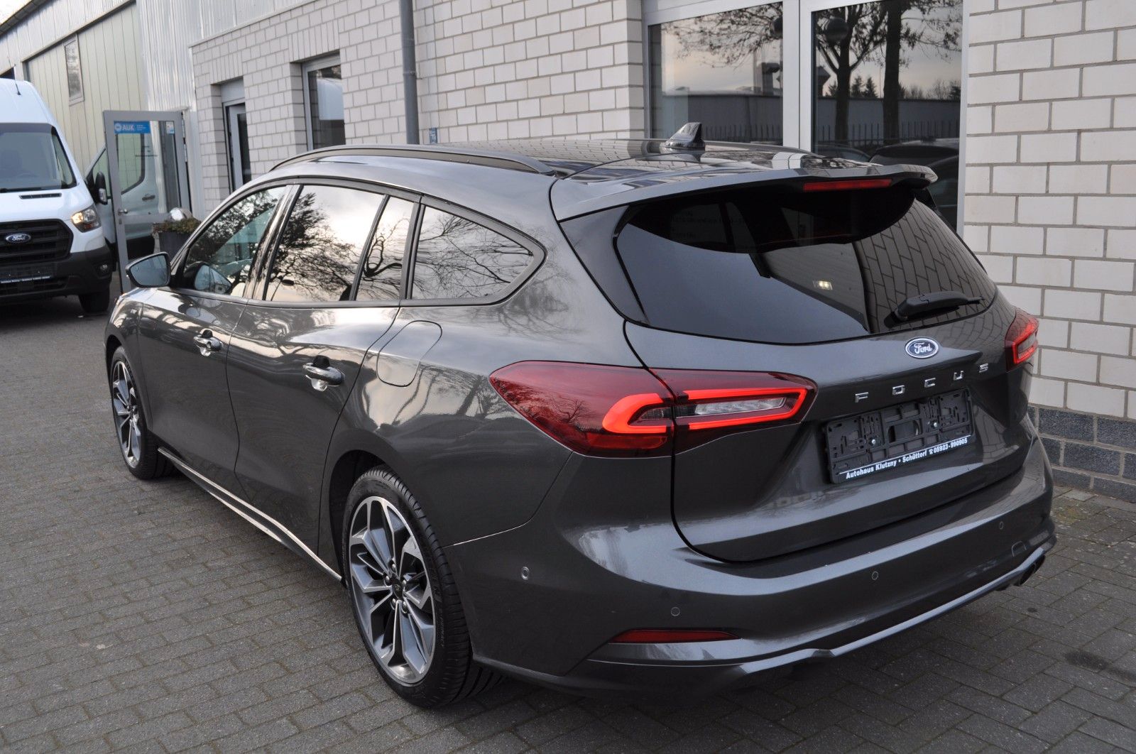 Ford Focus Turnier ST-LINE X/AUT/LED-MATRIX/PANODACH