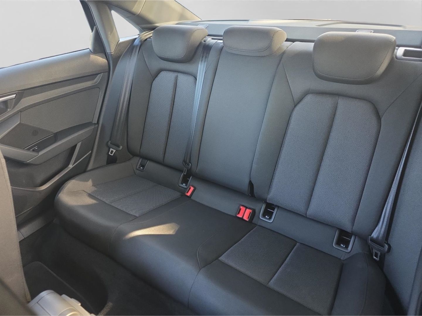 Audi A3 Lim. 35 1.5 TFSI advanced Alu LED Smartphone