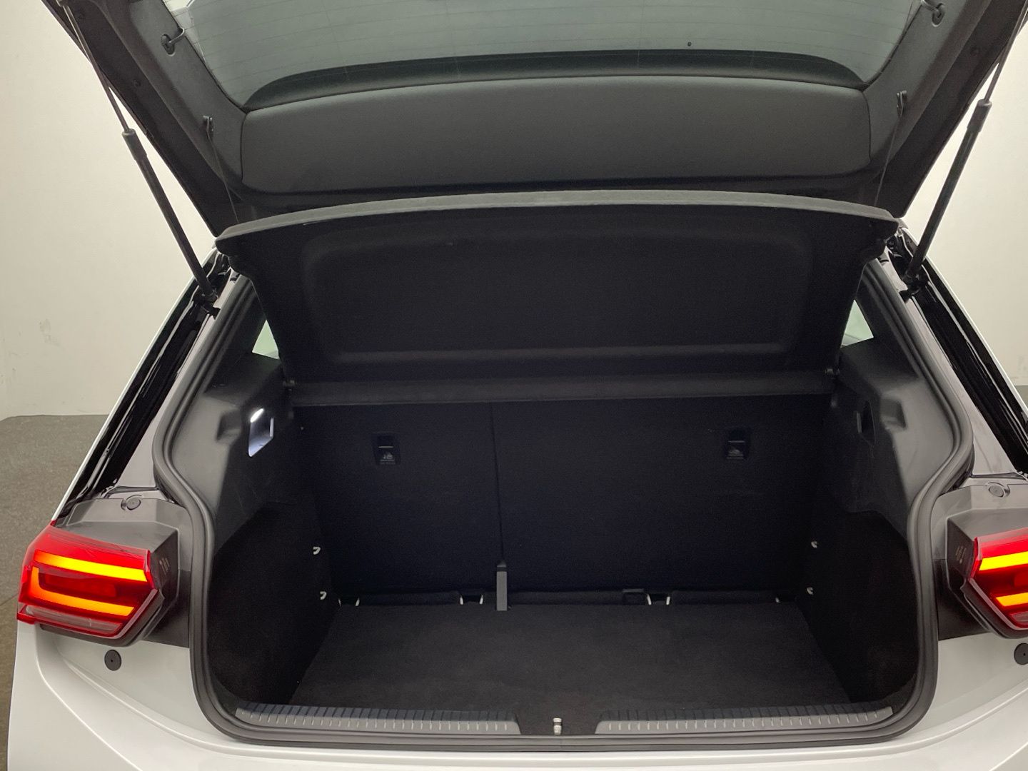 Volkswagen ID.3 Pure Performance - Samsaru's Car Outlet
