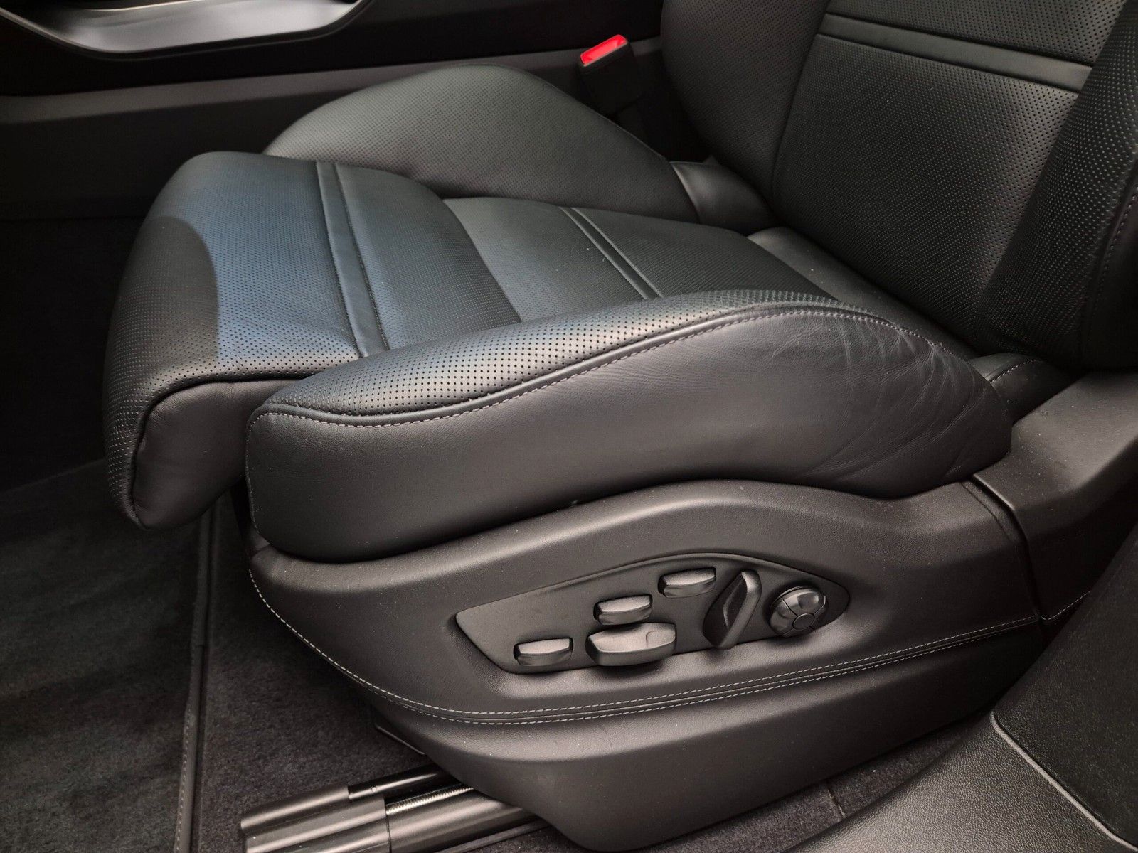 Porsche Cayenne Coupe E-Hybrid