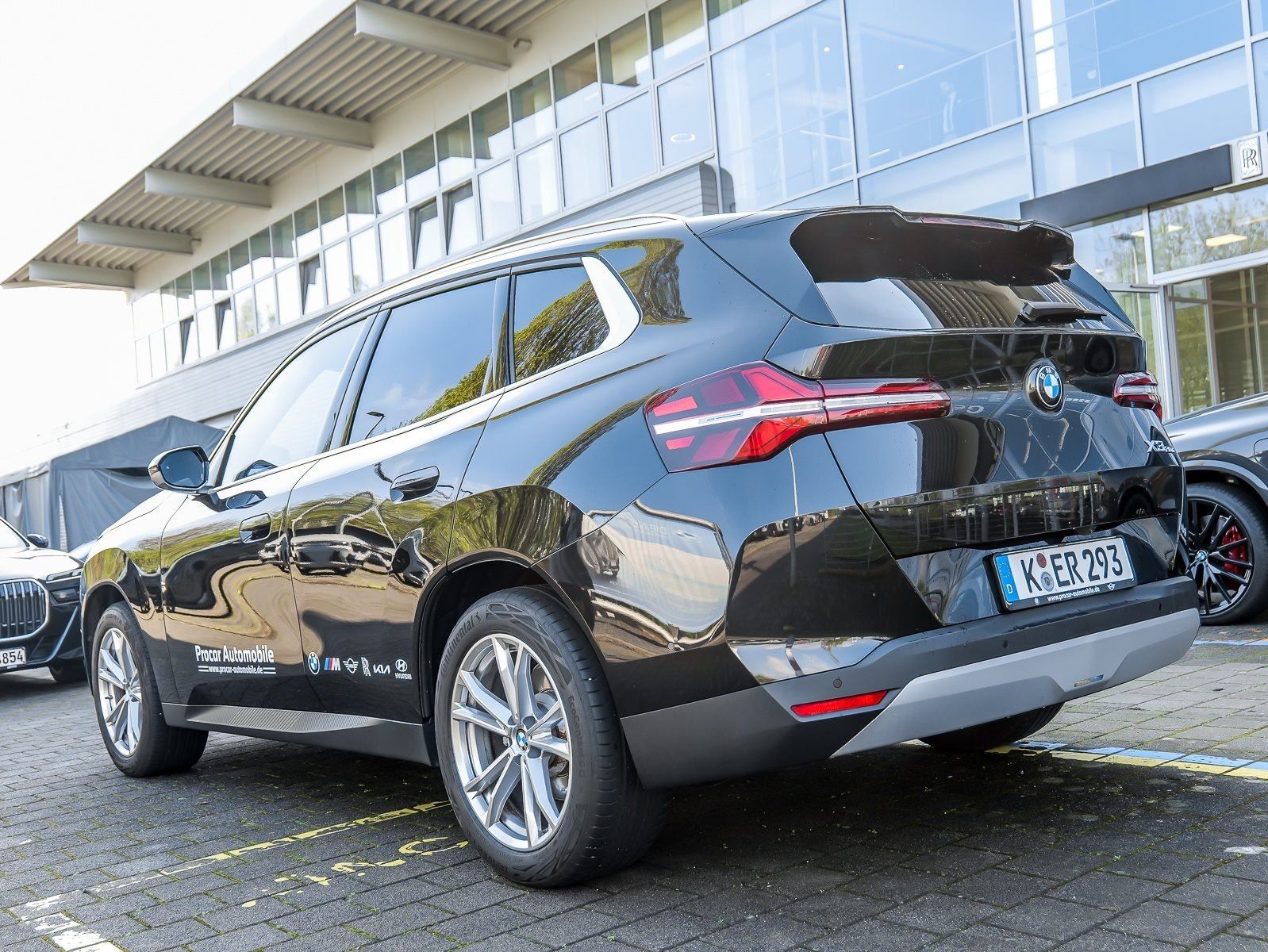 BMW X3 20d xDrive PANO ACC AHK RFK NAVI LED PDC V+H