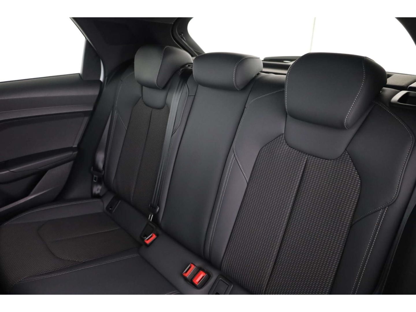 Audi A1 Sportback 40 TFSI S line VC/NAV/SH/DAB/LED