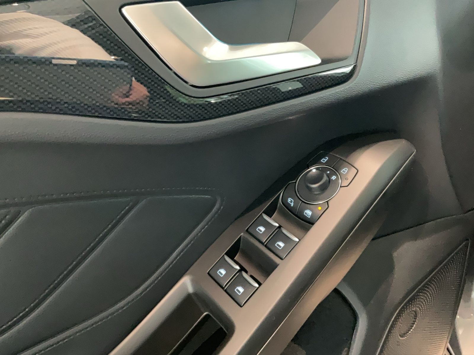 Ford Focus ST-Line X Turnier Automatik *Jubiläumsange