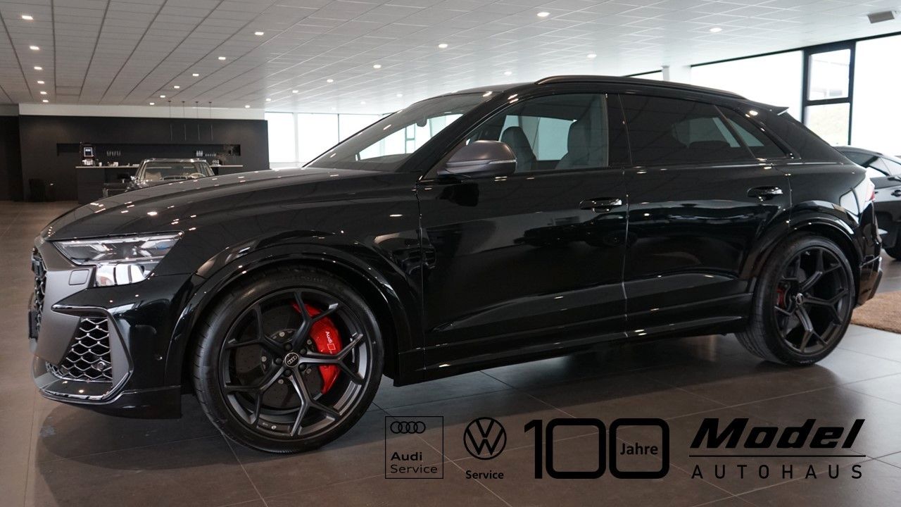 Audi RSQ8 performance | B&O Advanced | Carbon | 305