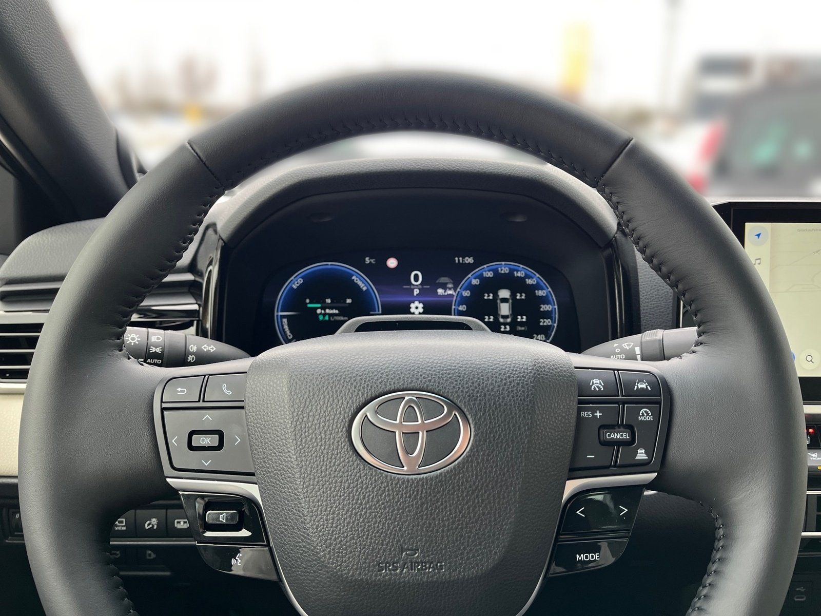 Toyota Camry 2.5 Hybrid Executive Navi+Kamera+LED+Winte