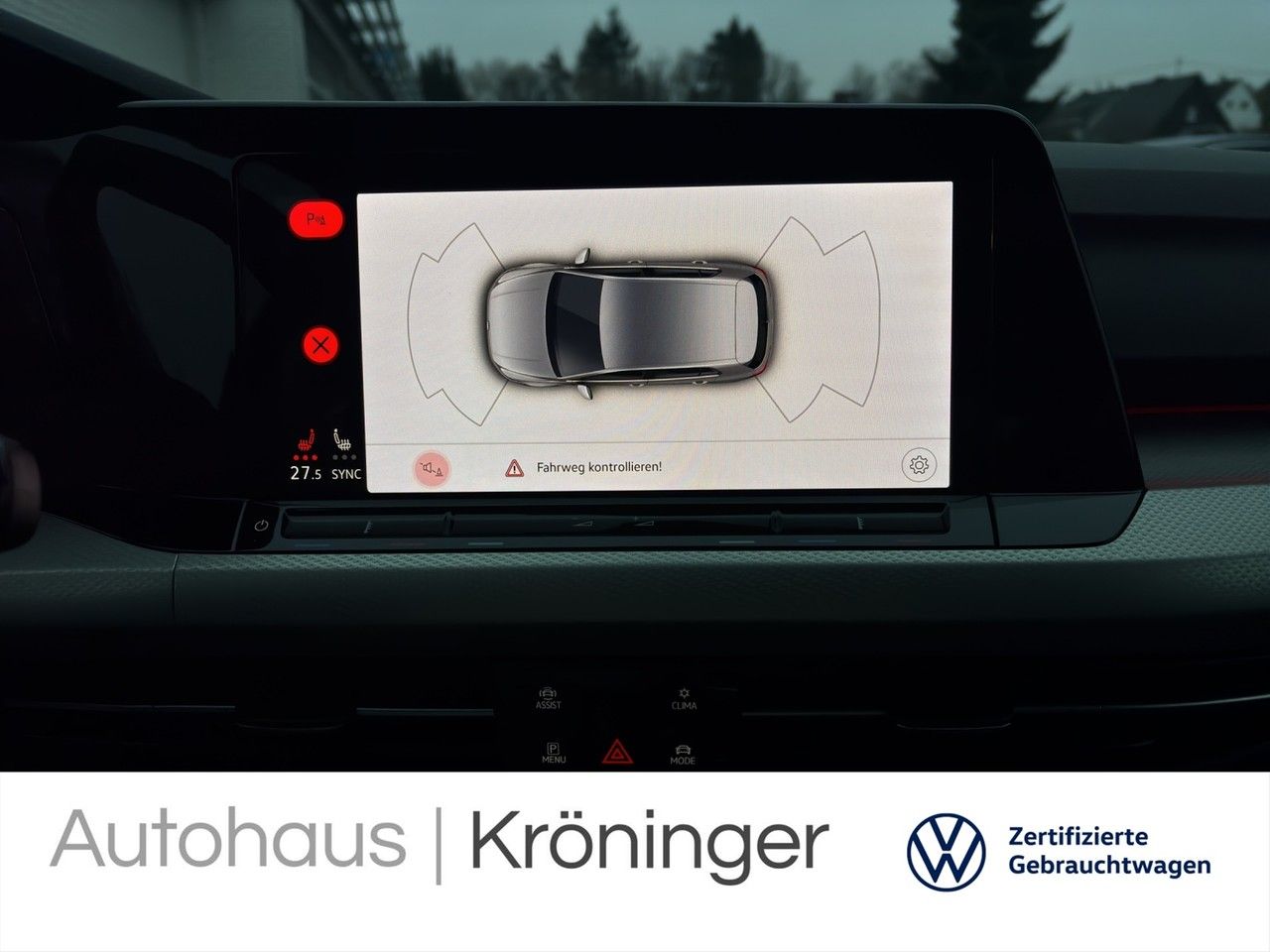 Volkswagen Golf VIII MOVE 1.5 TSI - Samsaru's Car Outlet