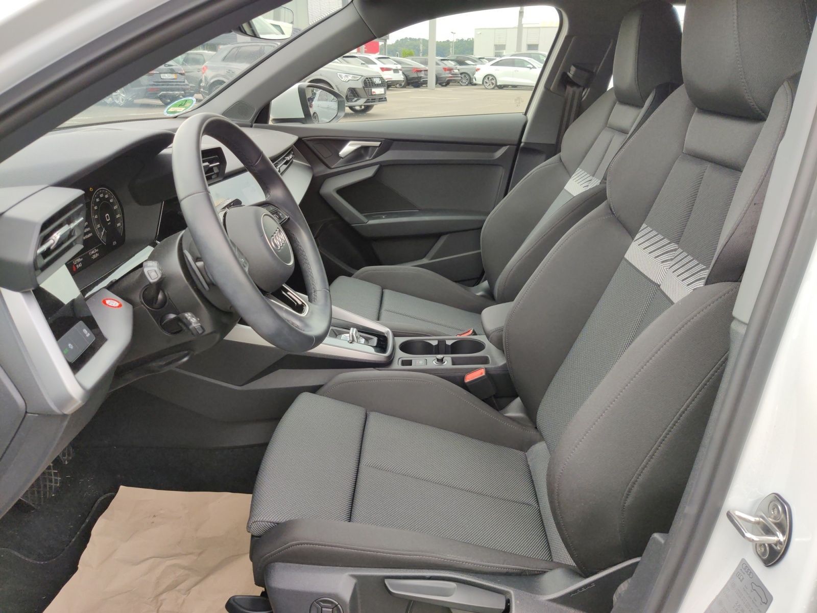 Audi A3 Sportback 40 TFSI e S-Tronic Advanced - Samsaru's Car Outlet