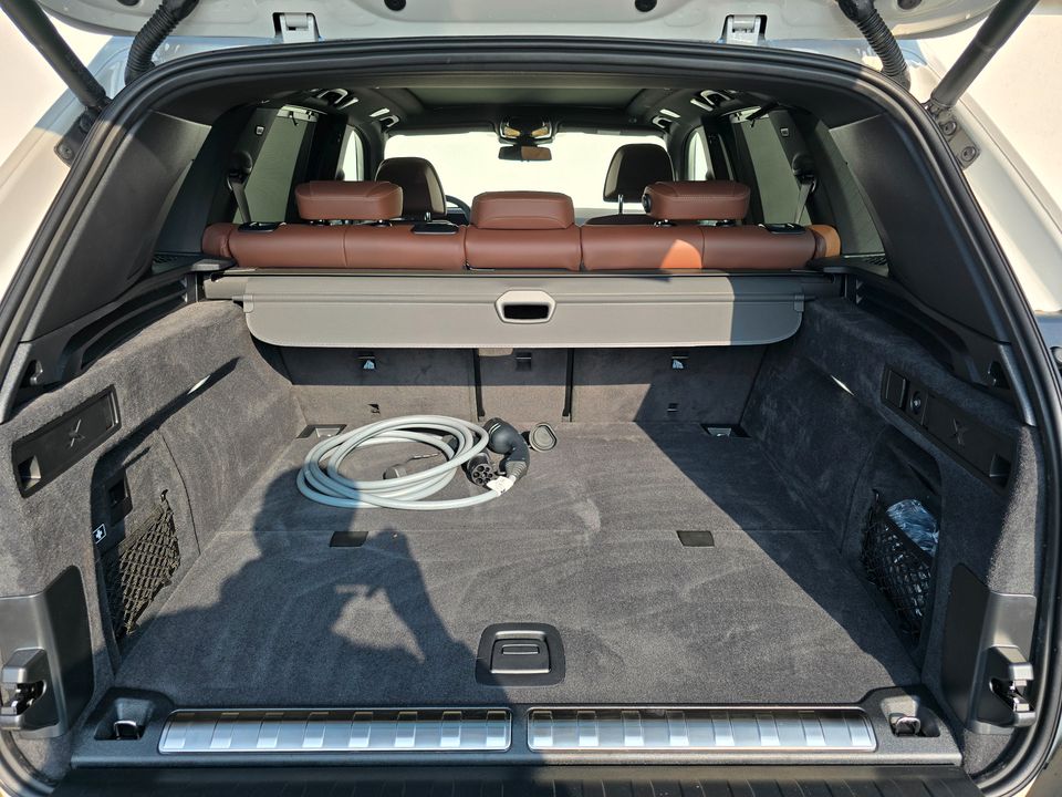 BMW X5 xDrive50e M Sportpaket*Pano*AHK*adapLED*DAPro
