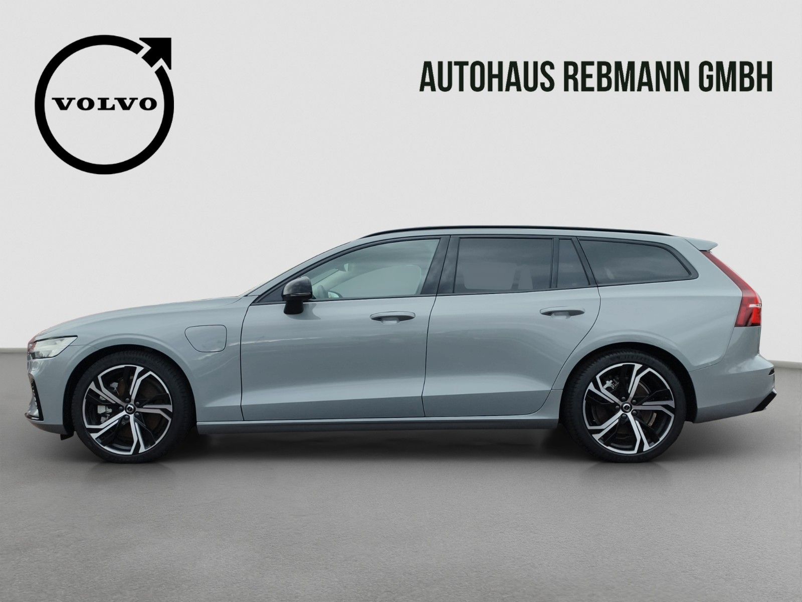 Volvo V60 T6 Plus Dark Recharge Plug-In Hybrid AWD*AHK